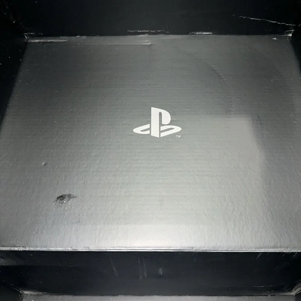 2018 GameStop Sony PlayStation PS4 CultureFly Promo Bundle NWT w/ Box